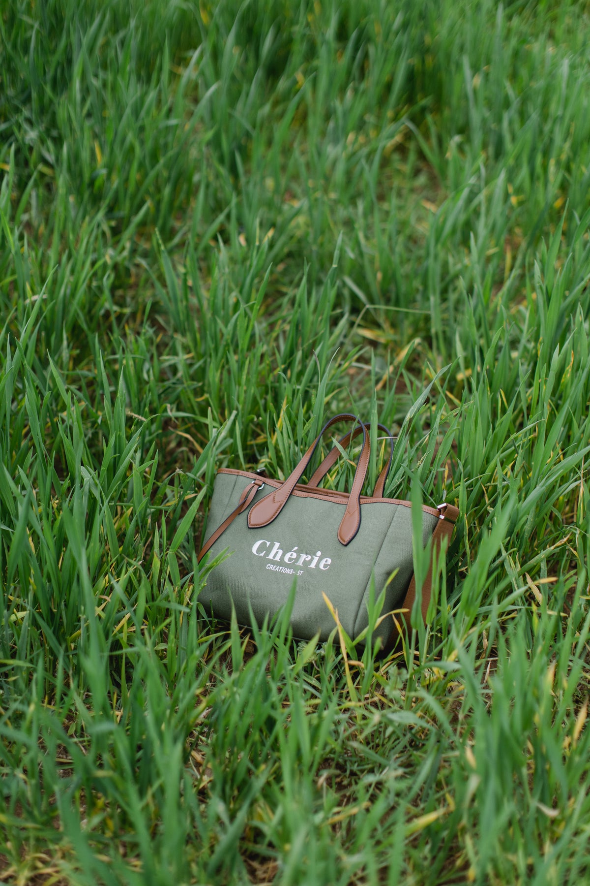 Rachel Canvas Medium forest green