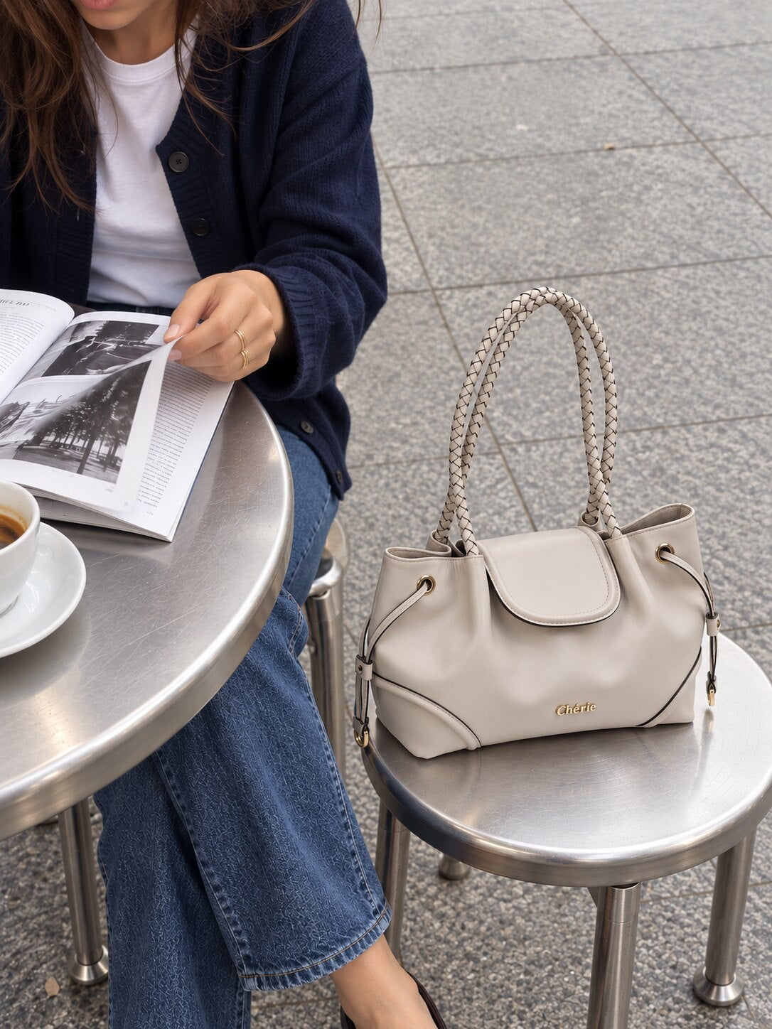 Blair Beige — kafe