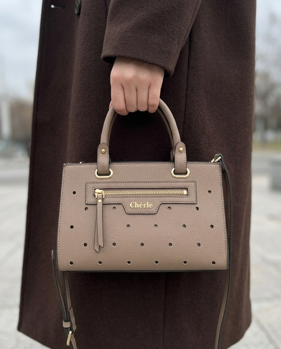 Paris Etop Vegan Leather Mini - model